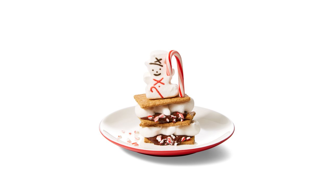 PEEPS Snowy S’mores - Check out this wintery take on the classic s'more by combining snow, snowmen and the s'mores.