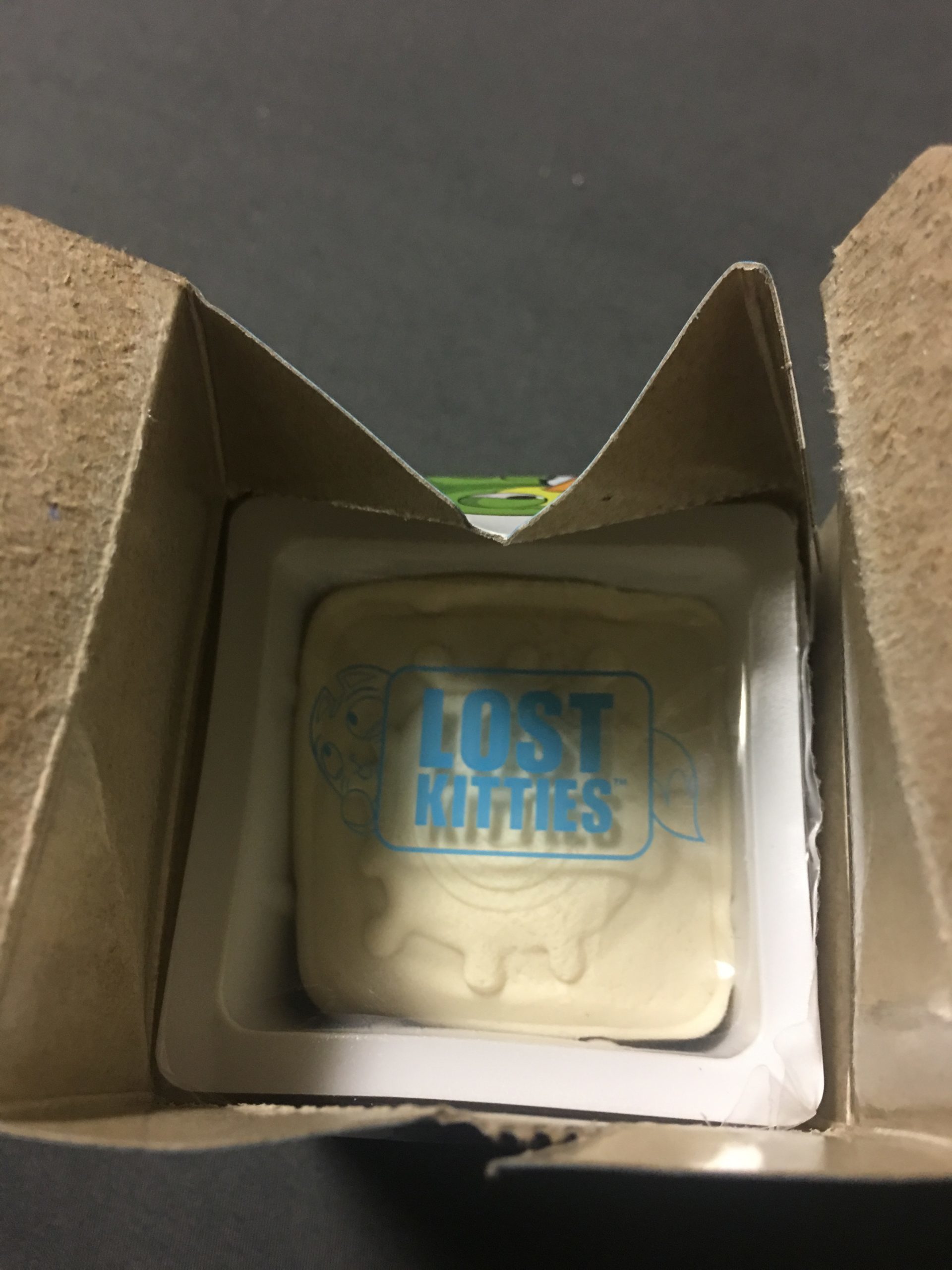 b48277b7-f3a7-4b32-9557-54df72b813cb-7842136